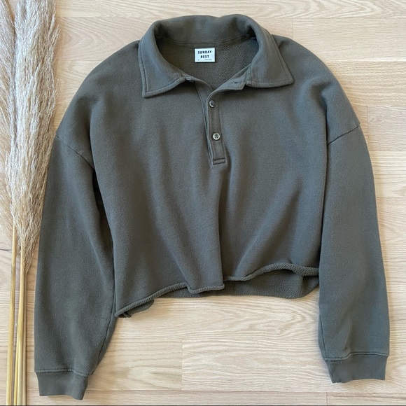 Sunday Best Cropped Fleece Polo Sweater - Picture 7 of 7
